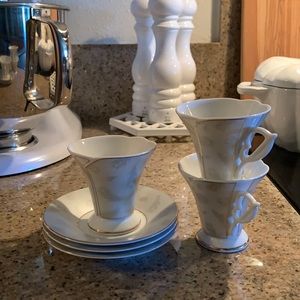 Decorative Teacup Set with Saucers (Set of 3)
